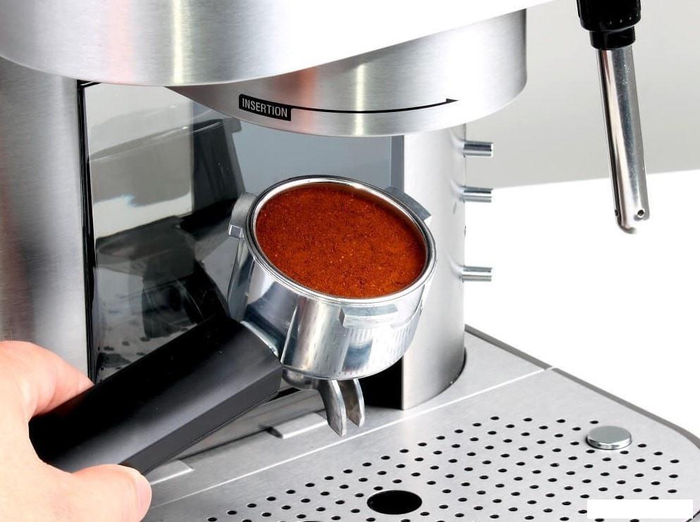 Рожковая кофеварка ROMMELSBACHER EKS 2010