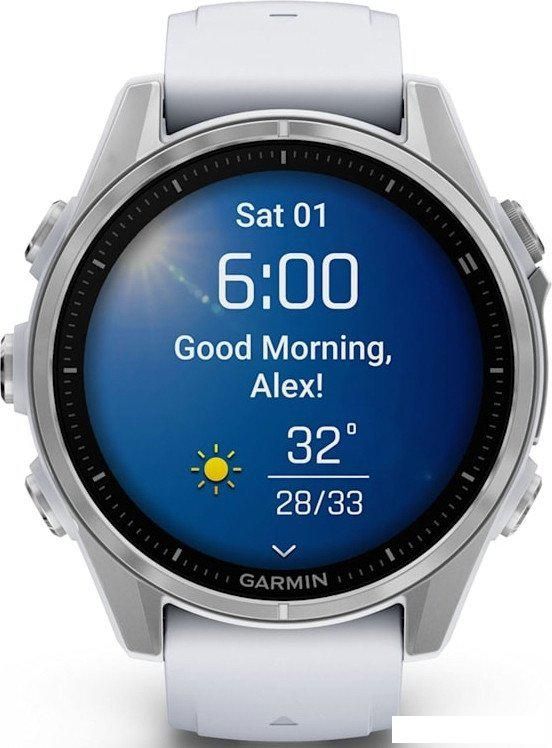 Умные часы Garmin Fenix 8 43мм (серебристый, белый ремешок)