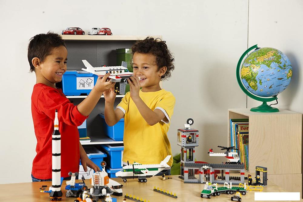 Набор деталей LEGO 9335 Space and Airport