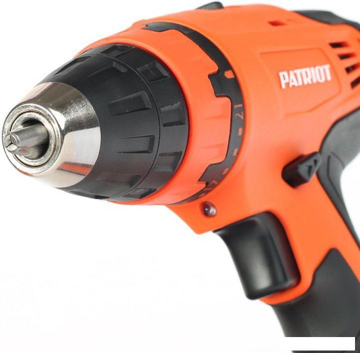 Дрель-шуруповерт Patriot BR 140 Li 180301520 (с 2-мя АКБ, кейс)