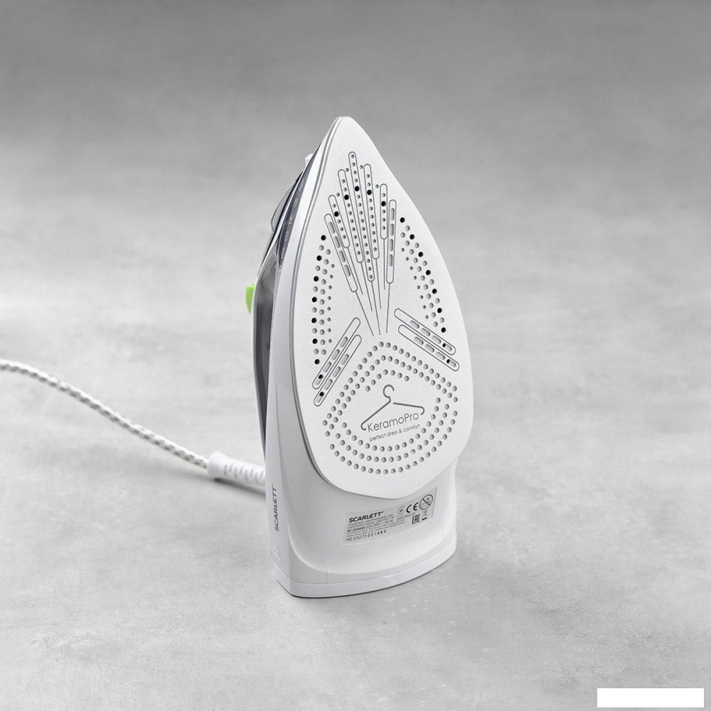 Утюг Scarlett SC-SI30K60