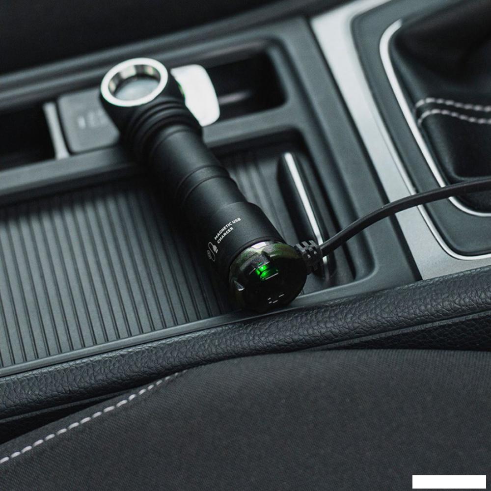 Фонарь Armytek Wizard C2 Pro Magnet USB XHP50.2 (теплый)