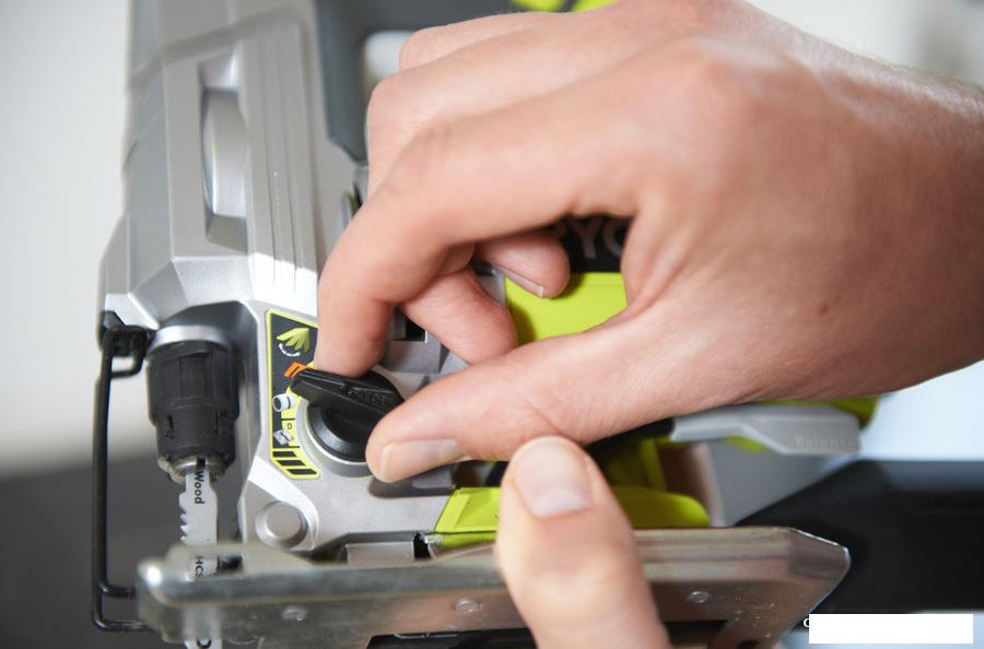 Электролобзик Ryobi RJS850-K