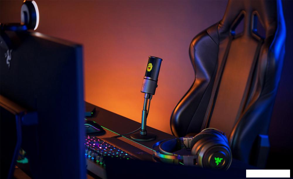 Проводной микрофон Razer Seiren Emote