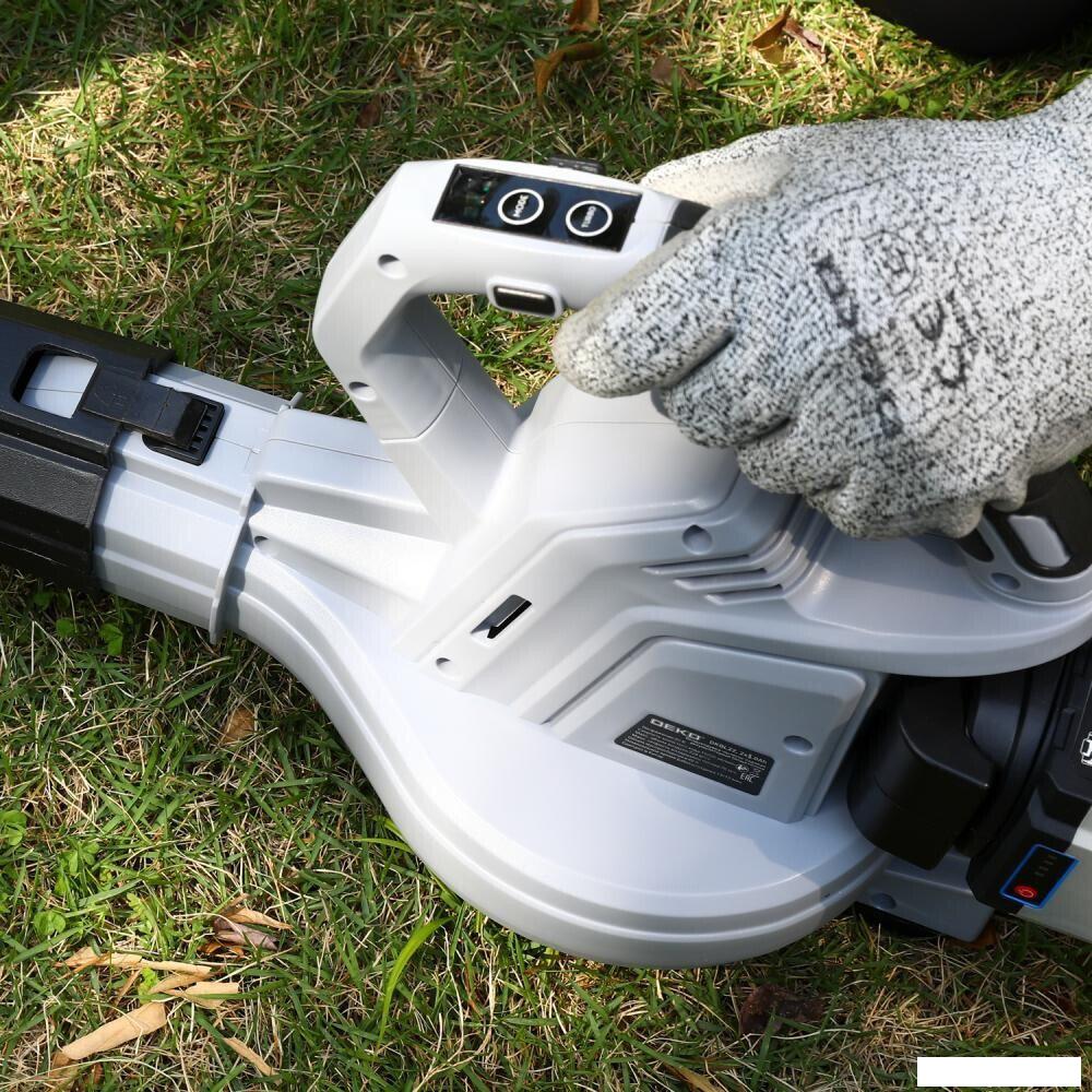 Колесная воздуходувка Deko DKBL22 085-2043 (с 2-мя АКБ)