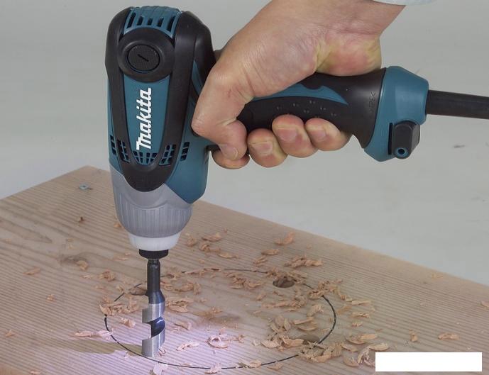 Винтоверт Makita TD0101F