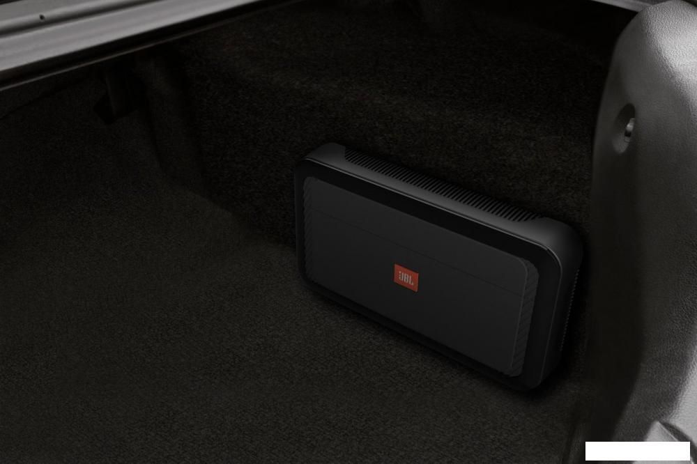 Автомобильный усилитель JBL Club A754