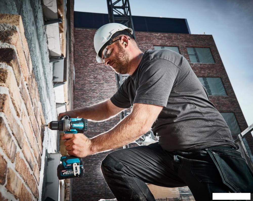 Ударная дрель-шуруповерт Makita HP001GD201 (с 2-мя АКБ, кейс)