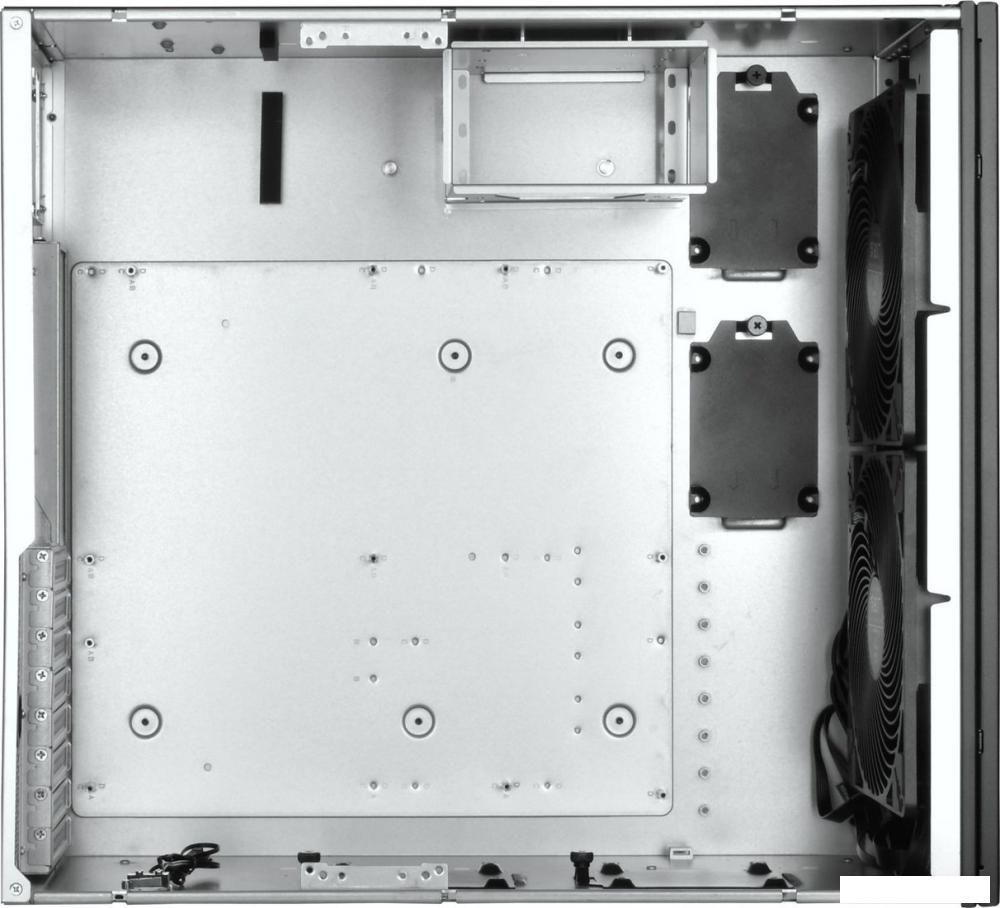 Корпус SilverStone RM51