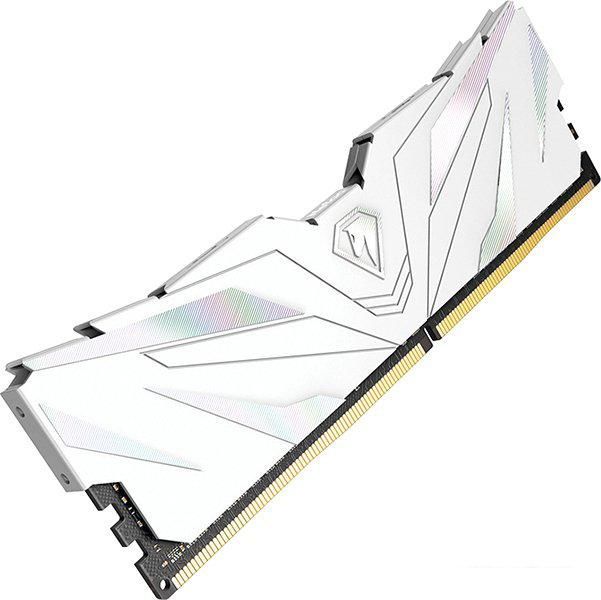 Оперативная память Netac Shadow II White 2x16ГБ DDR4 3200 МГц NTSWD4P32DP-32W