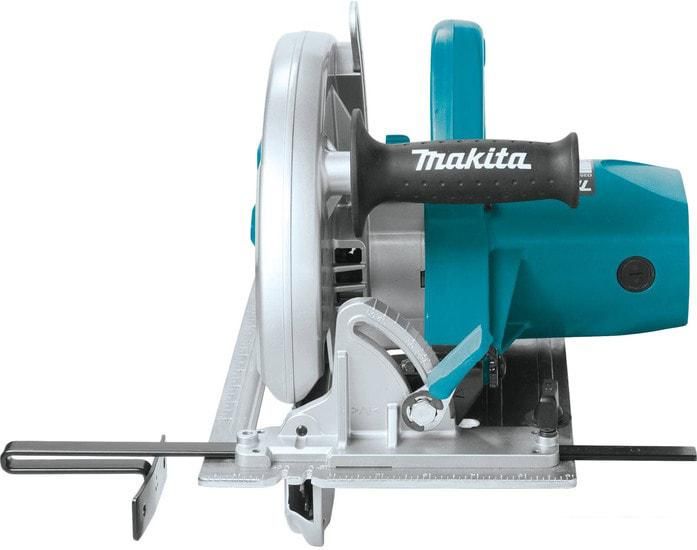 Дисковая (циркулярная) пила Makita HS0600