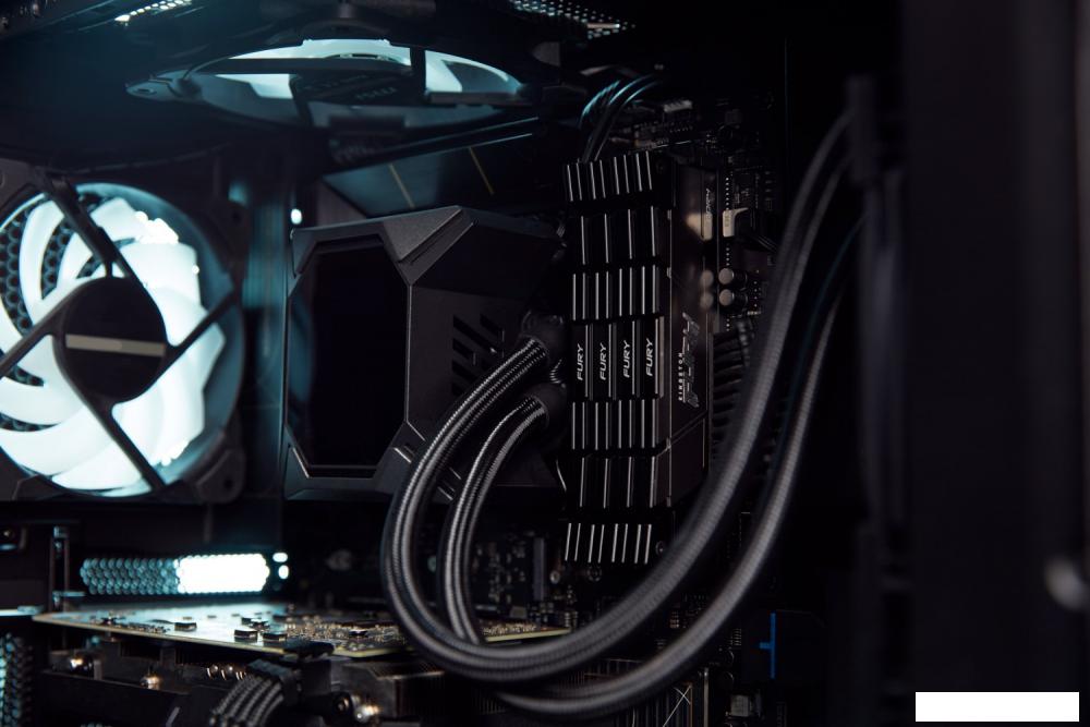 Оперативная память Kingston FURY Renegade 8ГБ DDR4 3200МГц KF432C16RB2/8