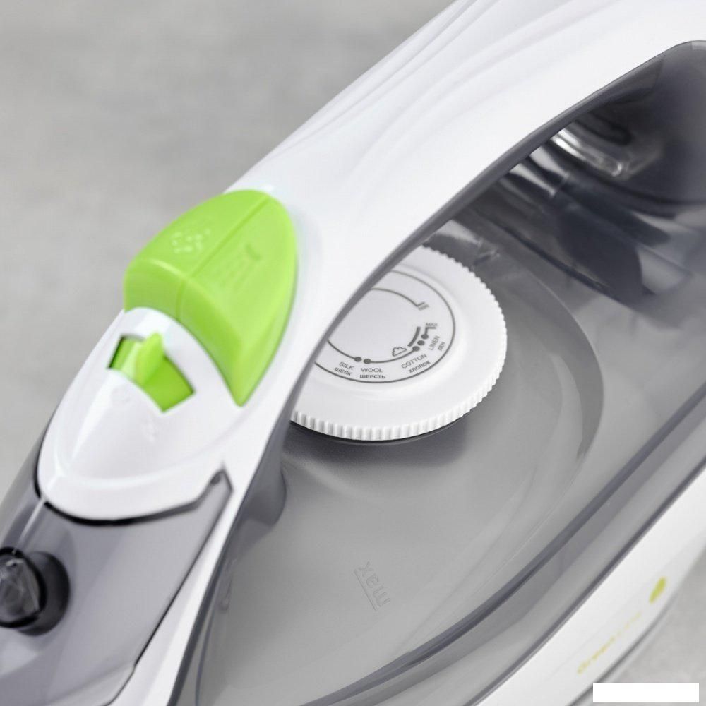 Утюг Scarlett SC-SI30K60