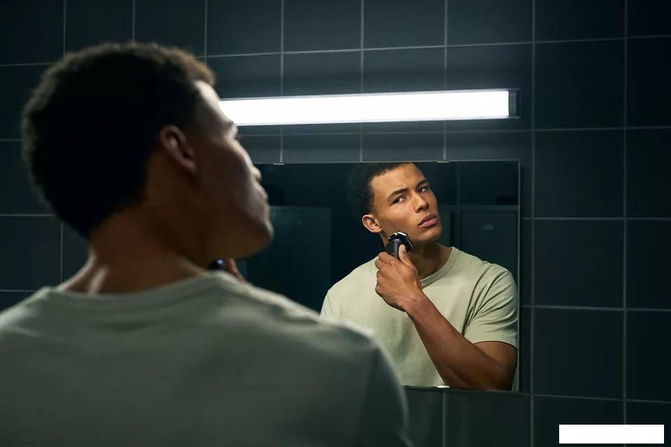 Электробритва Philips S5885/10