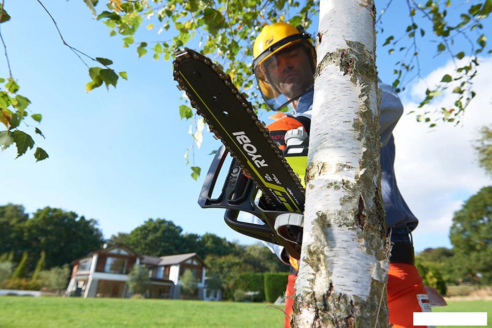 Аккумуляторная пила Ryobi OCS1830 (без АКБ)