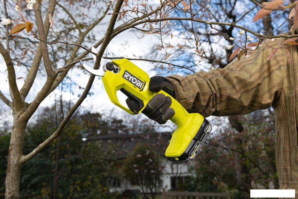 Секатор Ryobi RY18SCA-0 5133005024 (без АКБ)