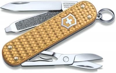 Нож-брелок Victorinox Classic Precious Alox 0.6221.408G (золотистый)