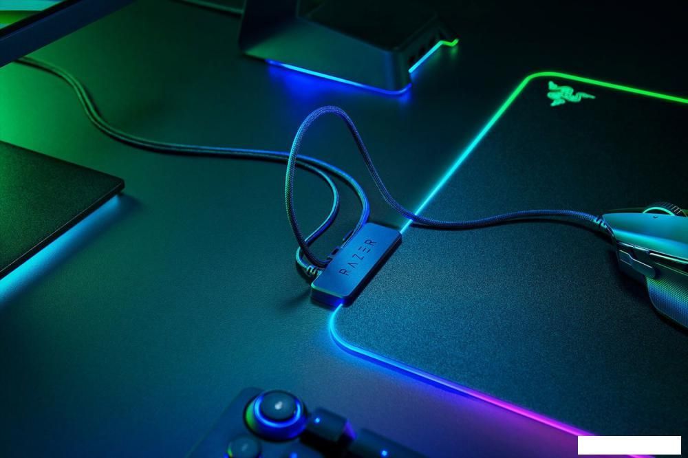 Коврик для мыши Razer Firefly V2