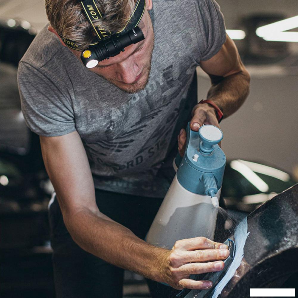 Фонарь Armytek Wizard C2 Pro Magnet USB XHP50.2 (теплый)