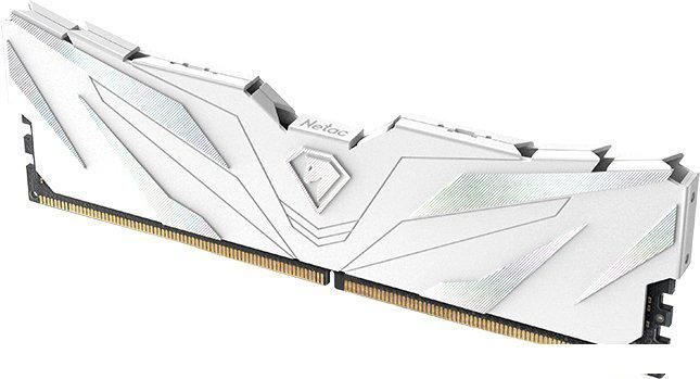 Оперативная память Netac Shadow II White 8ГБ DDR5 4800 МГц NTSWD5P48SP-08W