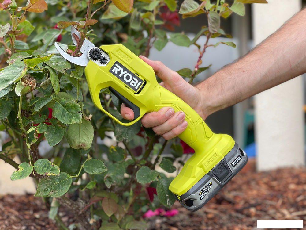 Секатор Ryobi RY18SCA-0 5133005024 (без АКБ)