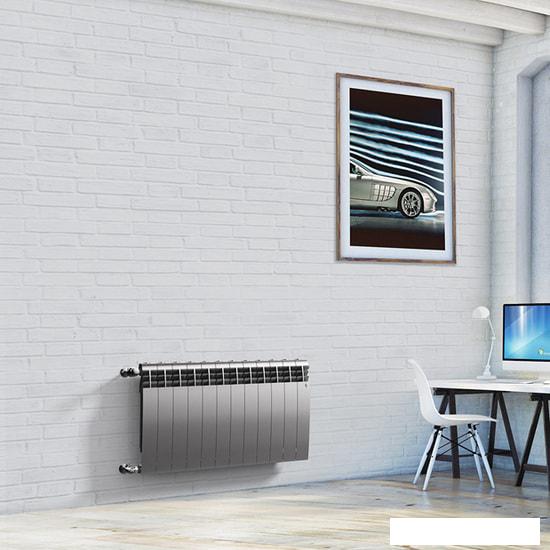 Биметаллический радиатор Royal Thermo BiLiner 500 Silver Satin (11 секций)