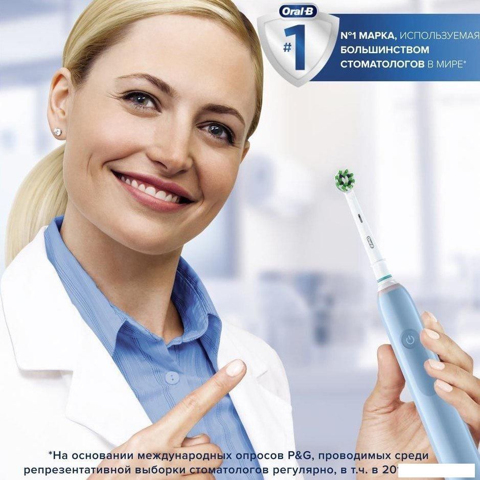 Электрическая зубная щетка Oral-B Pro 3 3000 Cross Action D505.513.3 (голубой)