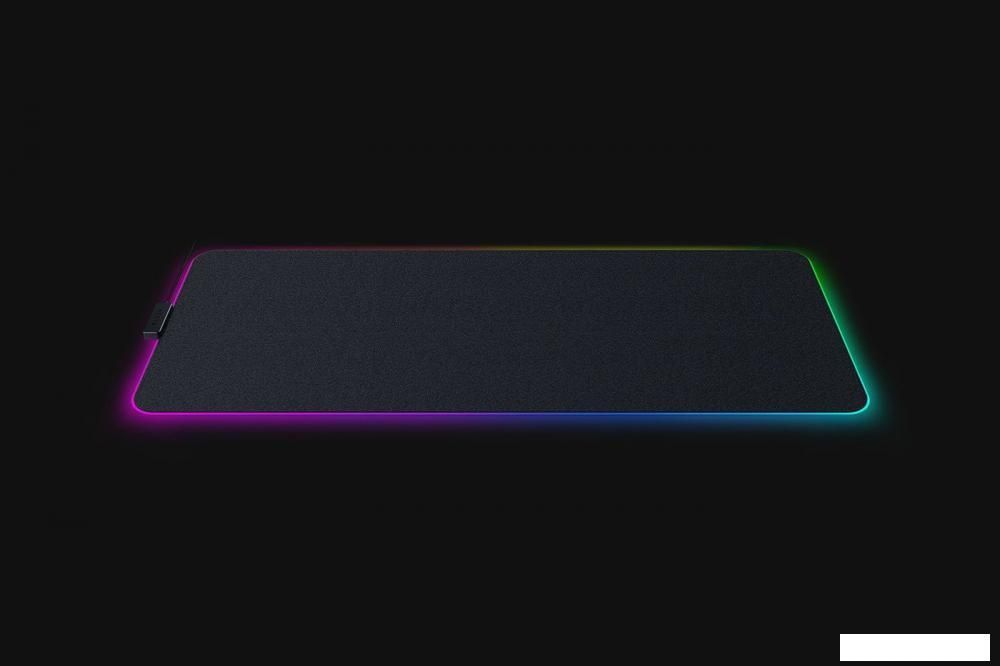 Коврик для стола Razer Strider Chroma