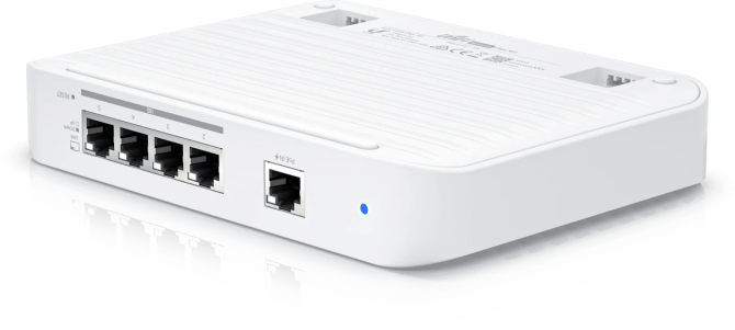 Управляемый коммутатор 2-го уровня Ubiquiti UniFi Switch Flex XG