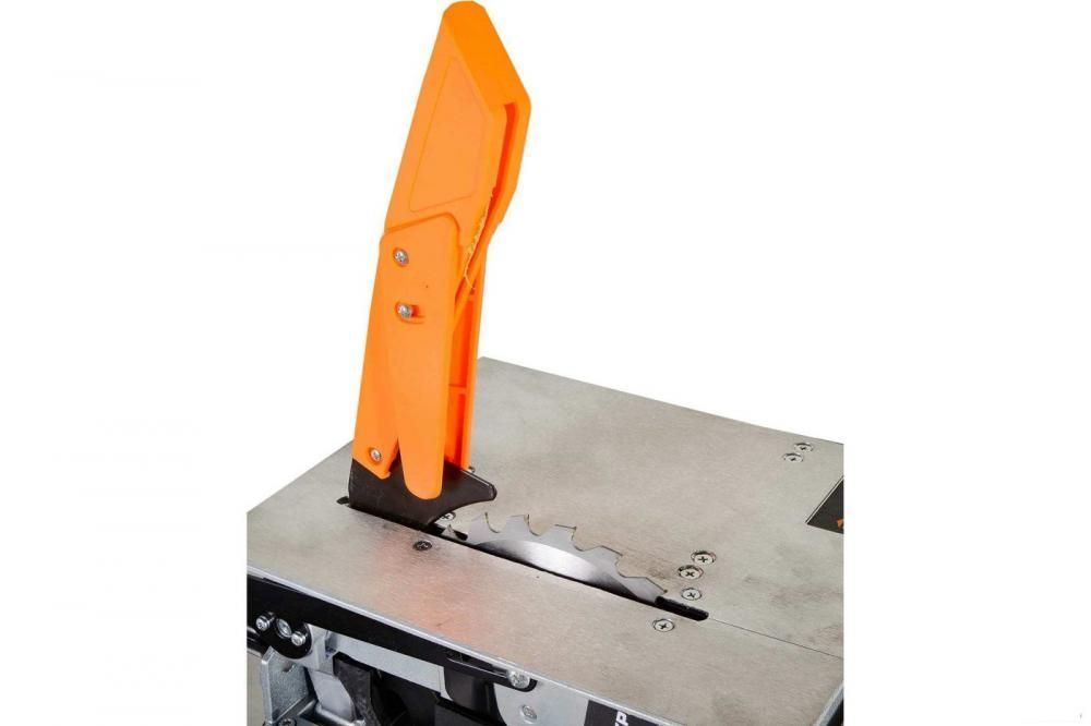 Торцовочная пила Вихрь ПТ-210К