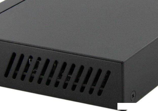 Управляемый коммутатор уровня 2+ Zyxel GS1900-8HP