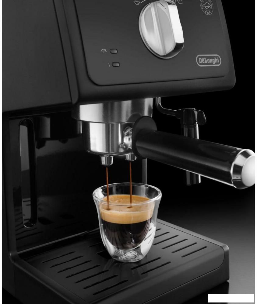 Рожковая кофеварка DeLonghi ECP 31.21