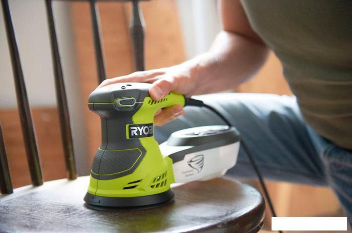 Эксцентриковая шлифмашина Ryobi ROS300