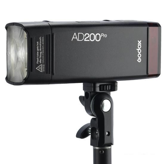 Вспышка Godox Witstro AD200Pro (со шторками BD-07)