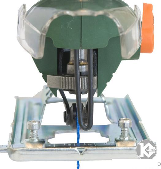 Электролобзик Калибр ЛЭМ-830Е