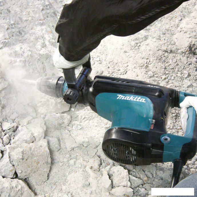 Отбойный молоток Makita HM1213C