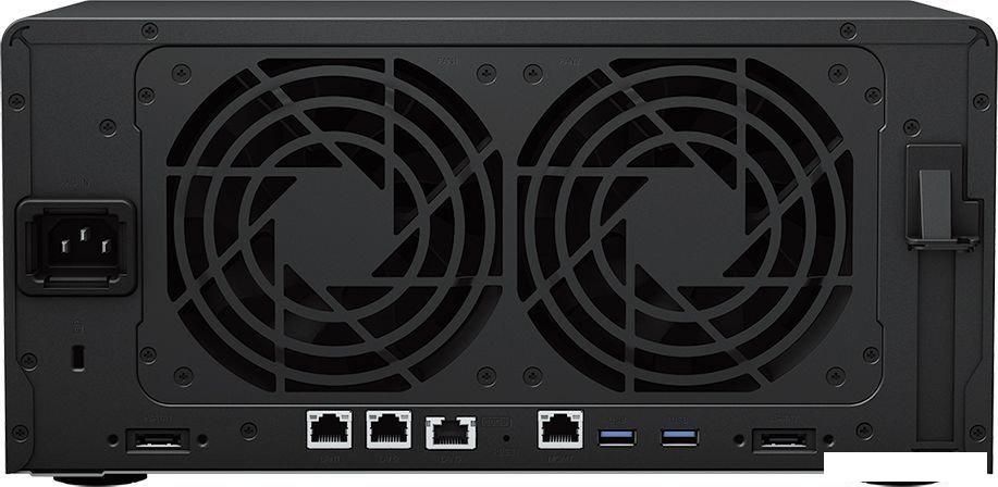 Сетевой накопитель Synology DiskStation DS1823xs+