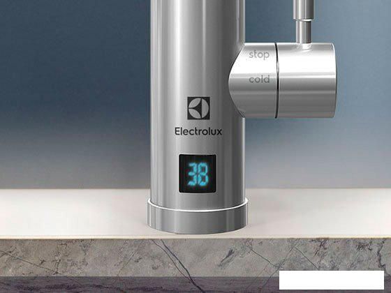 Проточный электрический водонагреватель-кран Electrolux Taptronic S