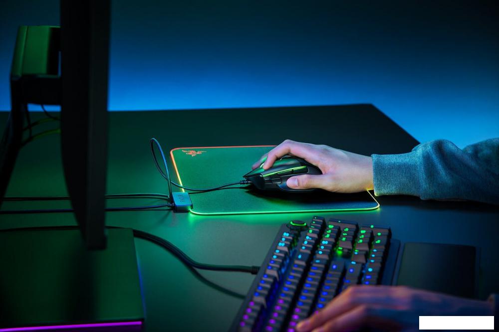Коврик для мыши Razer Firefly V2