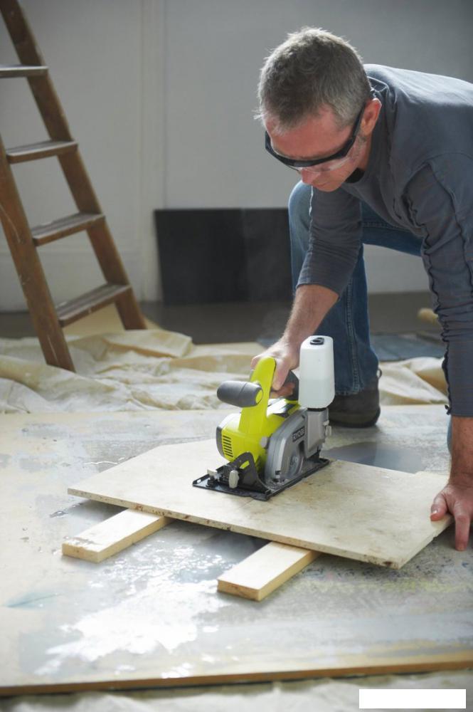 Ручной плиткорез Ryobi LTS180M