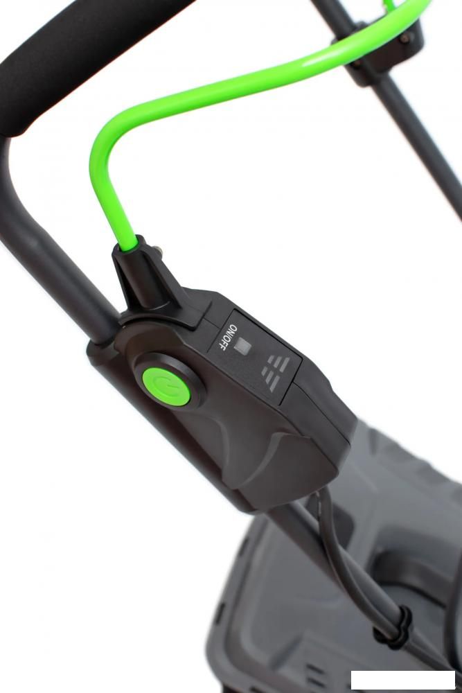 Газонокосилка Favourite OBS 21 WET PROF ( с 2-мя АКБ 4 Ач)