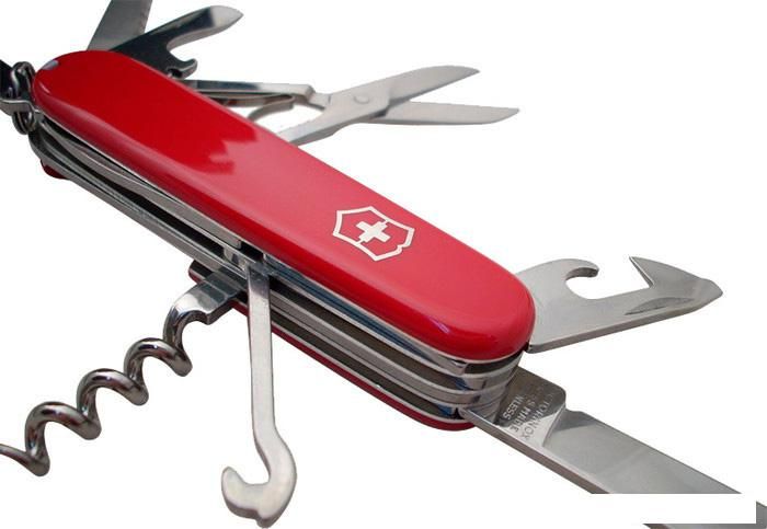Мультитул Victorinox Huntsman (1.3713)