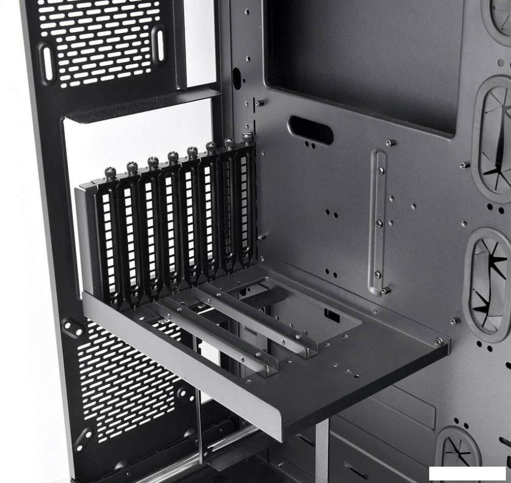Корпус Thermaltake Core P8 TG CA-1Q2-00M1WN-00