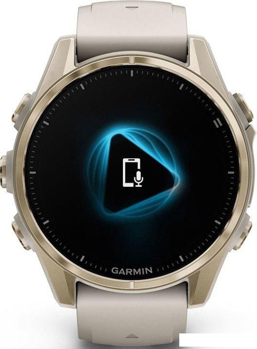 Умные часы Garmin Fenix 8 Sapphire 43мм (золотистый, дымчато-серый ремешок)
