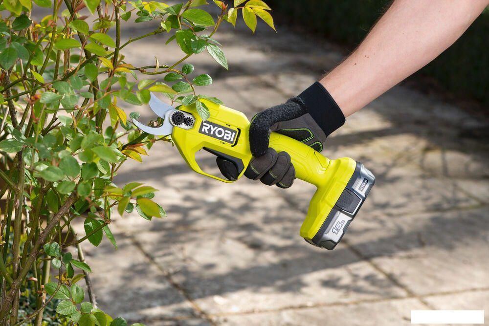 Секатор Ryobi RY18SCA-0 5133005024 (без АКБ)