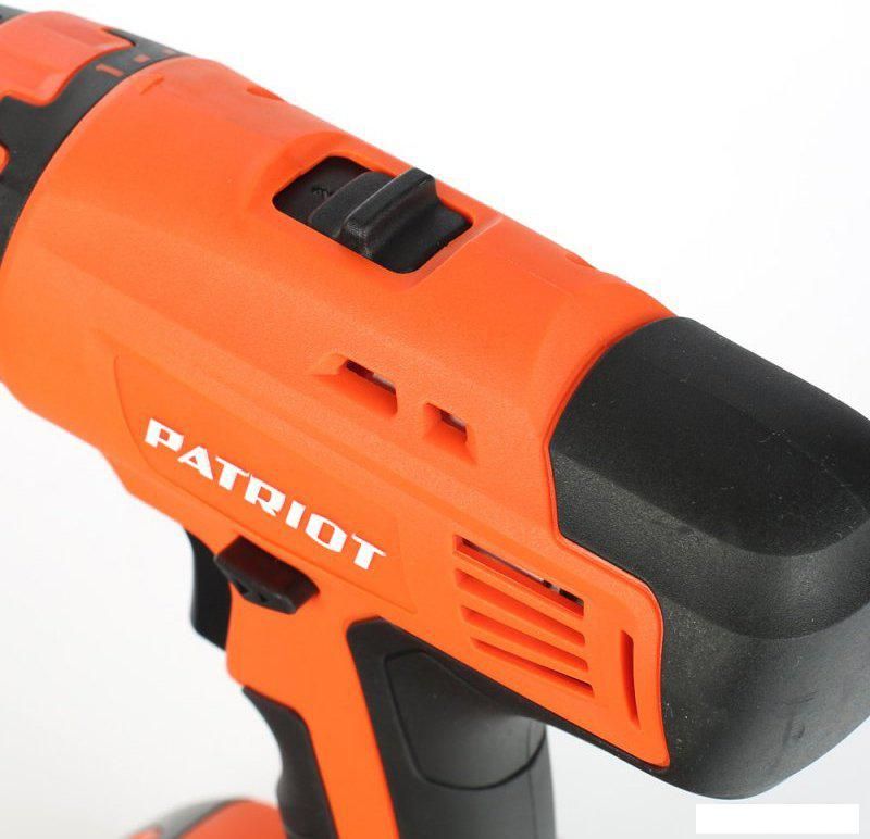 Дрель-шуруповерт Patriot BR 140 Li 180301520 (с 2-мя АКБ, кейс)