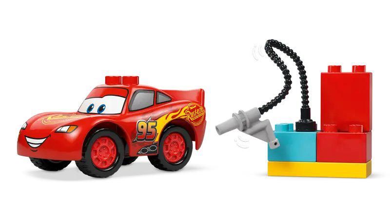 Конструктор LEGO Duplo Визит МакКвина в гараж Дока 10456