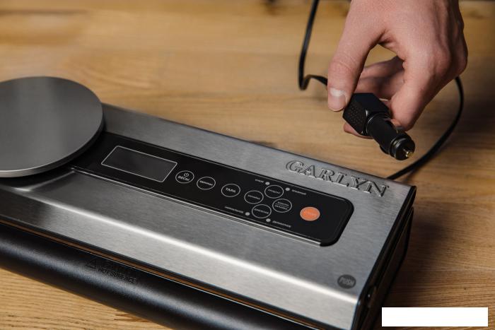 Бескамерный вакуумный упаковщик Garlyn V-600