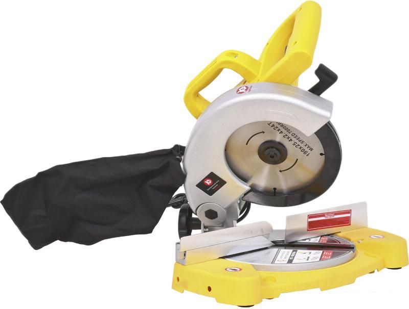 Торцовочная пила Калибр Мастер ПТЭ-900/190м