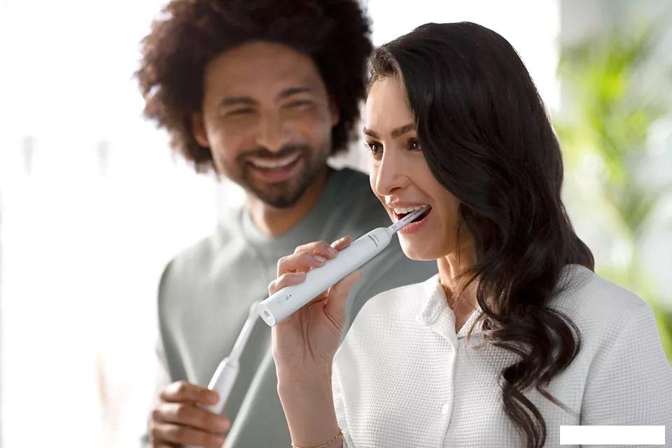 Электрическая зубная щетка Philips HX3675/13